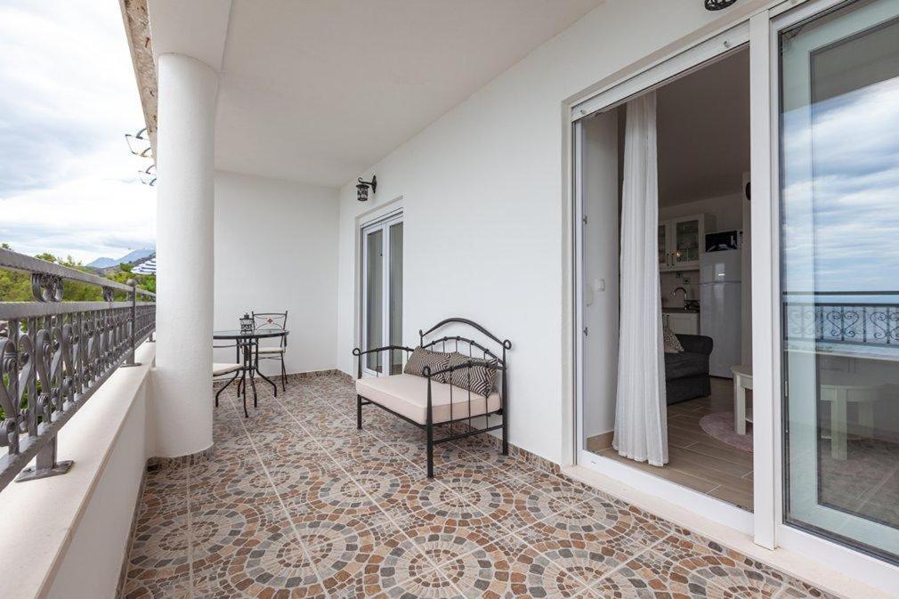 Apartmani Mirona - Tucepi Exterior photo